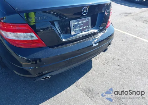 2009 Mercedes-Benz C 300 Luxury/Sport from USA, damaged, VIN WDDGF54XX9R077460